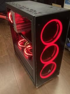 SSSクラス　起動爆速！新品ケース使用！ハイスペックデスクトップゲーミングPC！のサムネイル