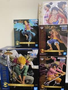 ワンピース フィギュアのサムネイル