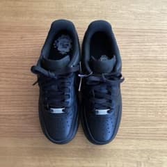 NIKEスニーカーのサムネイル