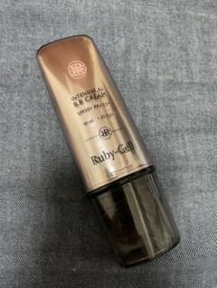 ルビーセル4u BBクリームのサムネイル