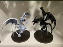 レッドアイズ・ブラックドラゴン＆ブルーアイズ・ホワイトドラゴン 2体セットのサムネイル
