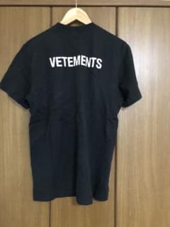 vetements staff Tシャツのサムネイル