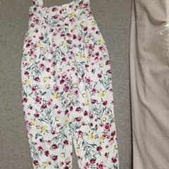 花柄 サロペットのサムネイル