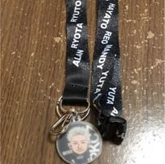 ゆうすけさん専用  隼、ELLYクレカチャームのサムネイル
