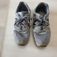 New Balance スニーカーのサムネイル