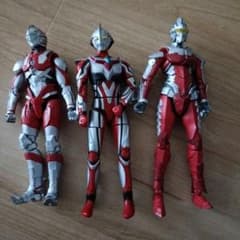 ULTRAMAN フィギュア 3体セットのサムネイル