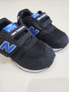 New Balance 996 　１４cm　キッズ スニーカー ブラックのサムネイル