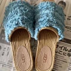 もずく様専用‼️UGG 水色スリッパMサイズのサムネイル