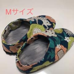 ルームシューズ　ネコ柄　Mサイズのサムネイル