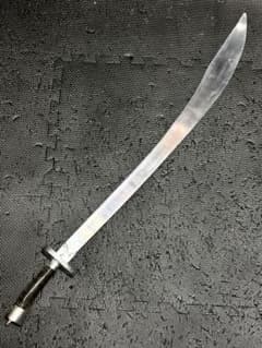 大特価品! 中国武術ジュラルミン製双刀 鞘無 長拳 大会練習用 コスプレ 中古品 大特価品! 中国武術ジュラルミン製柳葉刀① 鞘無 新古品 長拳 少林拳