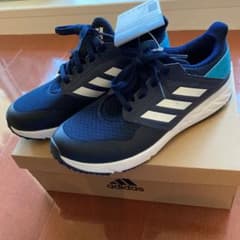 【専用】adidas アディダス スニーカー　23cmのサムネイル