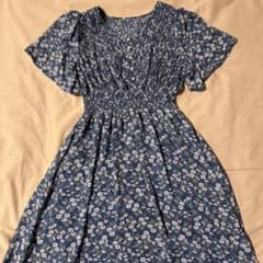 花柄フレアワンピースのサムネイル