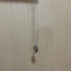 ドロップ型ストーン ネックレス シルバーカラーのサムネイル