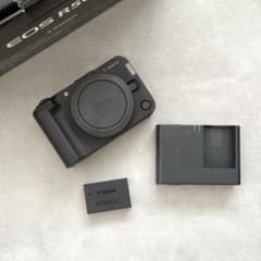 CANON EOS R50V 美品 元箱付き（出品-7/31まで） - メルカリ