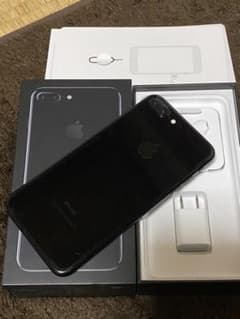 iPhone 7 Plus Black 128 GB SIMフリーのサムネイル