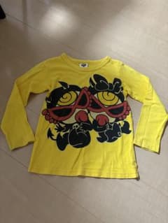 イエロー 長袖Tシャツ キャラクターデザイン - メルカリ