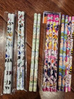 キャラクター鉛筆のサムネイル