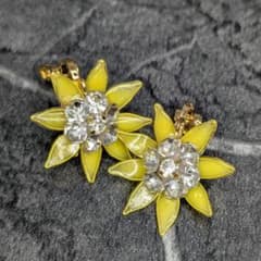 ひまわり　クリスタル イヤリングのサムネイル