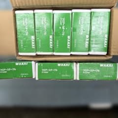 WAKAI フロアーステープル PT445F 2500本入 8箱のサムネイル