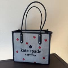 kate spade ケイトスペード トートバッグ　りんご柄のサムネイル