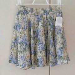 ☆新品☆ブルー系花柄スカートのサムネイル