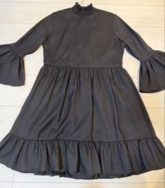 alice + olivia ブラック ワンピースのサムネイル