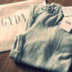 GYDA スウェットパンツのサムネイル