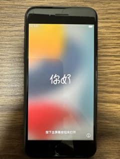 Apple iPhone 7 ブラック 32GBのサムネイル
