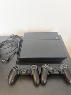 PlayStation 4 本体 コントローラー2個付きのサムネイル