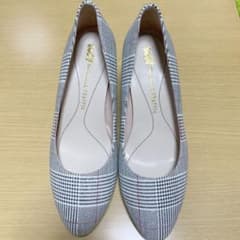 パンプス（チェック柄）のサムネイル