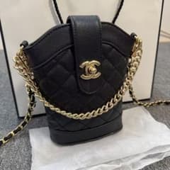 VIP顧客限定 ノベルティ キルティングショルダーバッグ - メルカリ