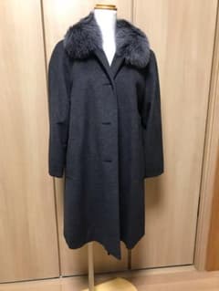 値下げ 美品 カシミヤコート ブルーFoxファ付き  Mのサムネイル
