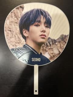 ONEUS ソホ うちわ　JAPAN 1ST LIVE 光差のサムネイル