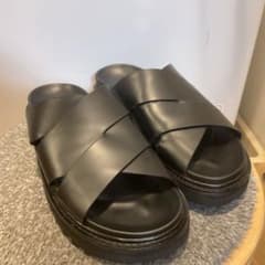 エボタックン様ZARA x vibram 2023 レザーサンダル　サイズ41のサムネイル