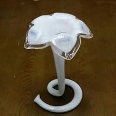 ガラスの花瓶のサムネイル