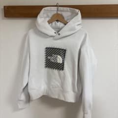 THE NORTH FACE ホワイト パーカー XLのサムネイル