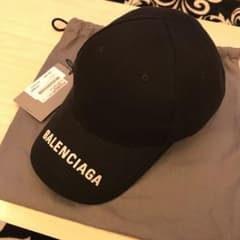 バレンシアガ　キャップ　新品未使用のサムネイル