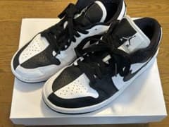 ナイキ ウィメンズ エアジョーダン1 ローカット オマージュのサムネイル