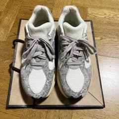 New Balance スニーカー ホワイト グレーのサムネイル