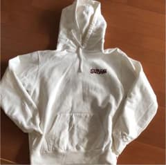 値下げしました！シュプリーム supreme パーカーのサムネイル