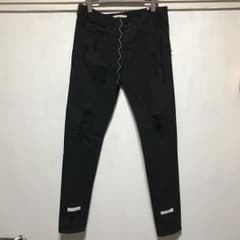 OFF-WHITE ダメージパンツのサムネイル