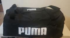【値下げ中】PUMA ブラック ボストンバッグのサムネイル