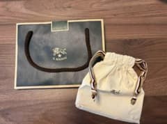 IL BISONTE ショップ袋とポーチセットのサムネイル