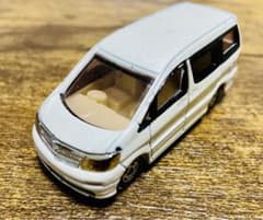 ★商談中★　5686 傷ありトミカ 2002年 トヨタアルファード 1/63 ☆商談中☆ 5686 傷ありトミカ 2002年 トヨタアルファード 1/63 ☆商談