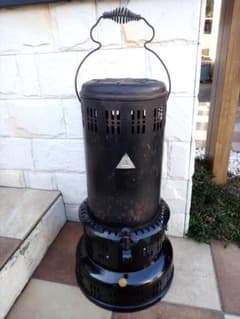 USA製 PERFECTIONパーフェクション 730型 石油ストーブ 黒 USA製 PERFECTIONパーフェクション 730型 石油ストーブ 黒 - メルカリ