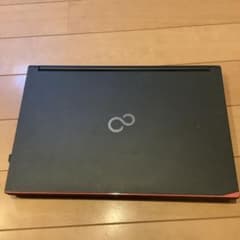 富士通 LIFEBOOK ノートPC Intel Celeron 4GB RAMのサムネイル
