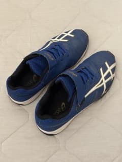 asics キッズ スニーカー ブルー　22.5cmのサムネイル