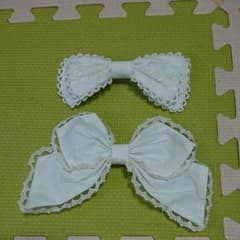 リボン ブローチのサムネイル