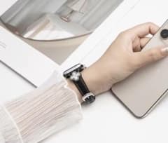 Apple Watch용 클로버 모티브 가죽 밴드 블랙