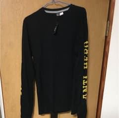 anti hero ロンTのサムネイル